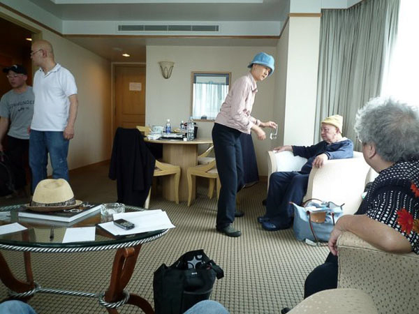 004_NewWorld Hotel_02