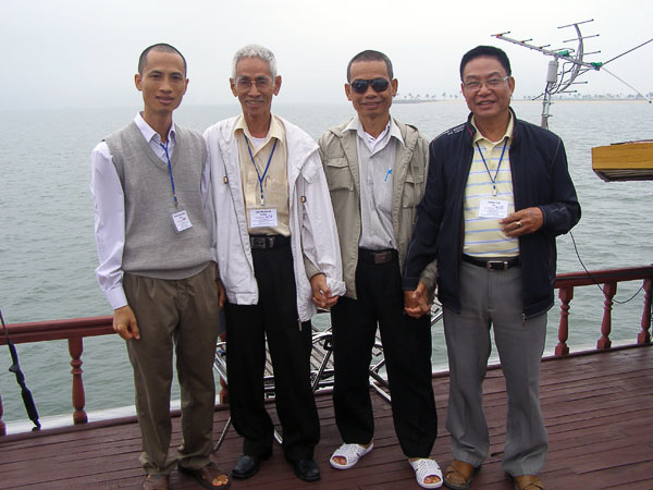 vn3_vinhHaLong_01