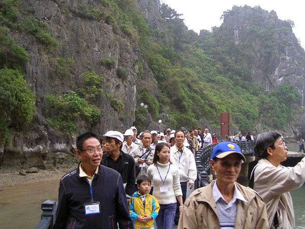 vn3_vinhHaLong_03