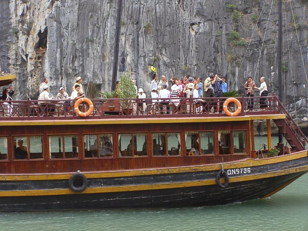 vn3_vinhHaLong_09