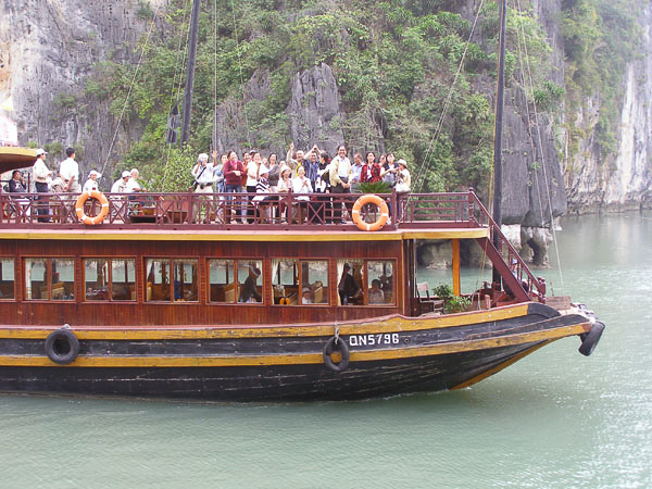 vn3_vinhHaLong_12
