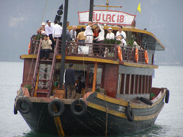 vn3_vinhHaLong_16